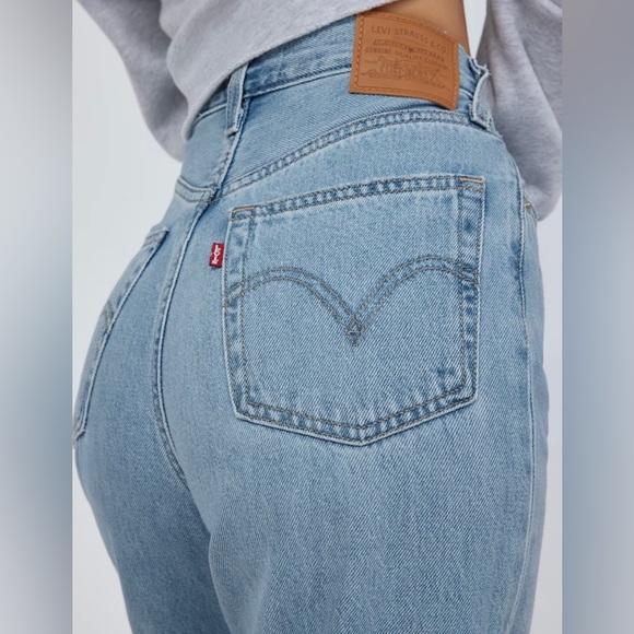 Levi's High Loose Light Blue High Rise Women's Jeans - Picture 6 of 12